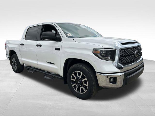 Toyota Tundra  2021