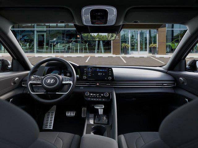 Hyundai Elantra  2026