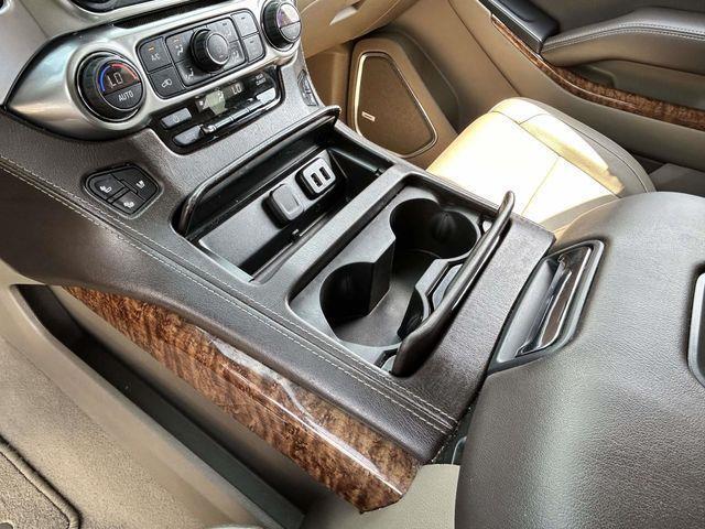 Chevrolet Suburban  2020