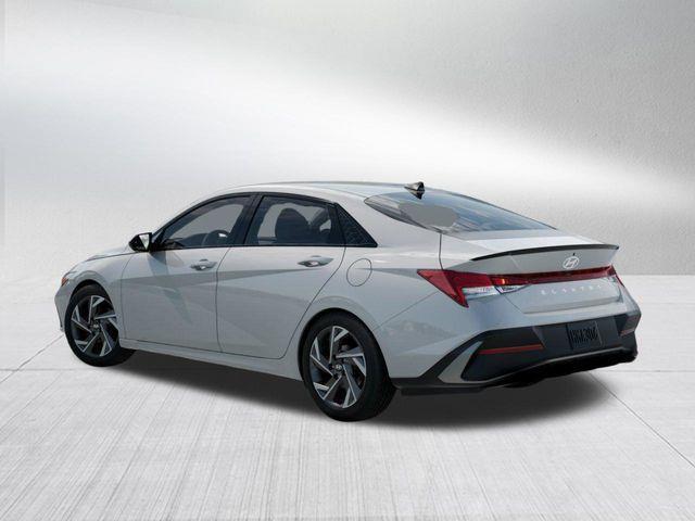 Hyundai Elantra  2026