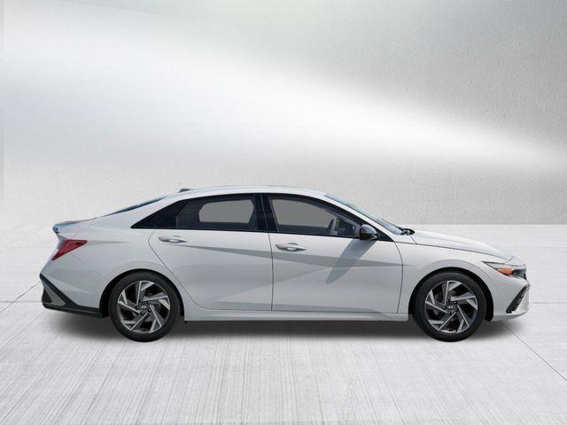 Hyundai Elantra  2026