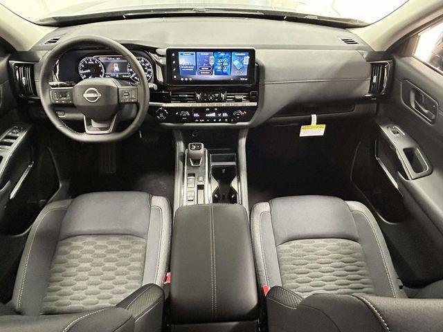 Nissan Pathfinder  2026