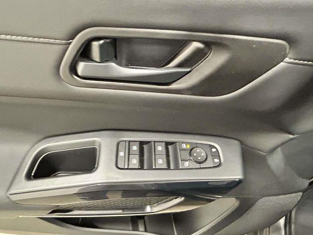 Nissan Pathfinder  2026