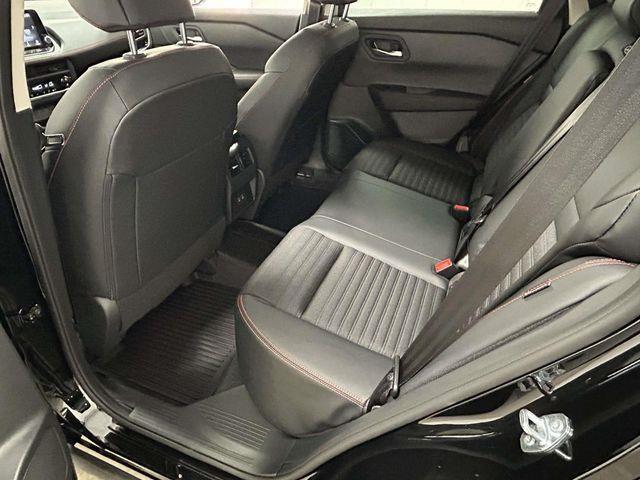 Nissan Rogue  2026