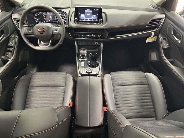 Nissan Rogue  2026