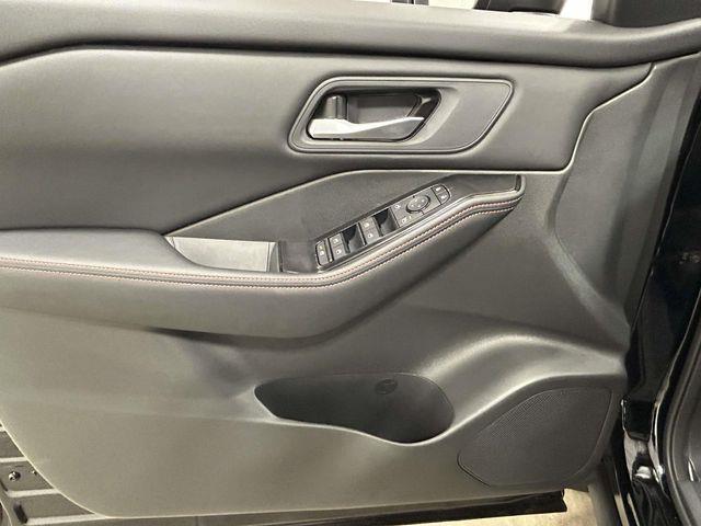Nissan Rogue  2026