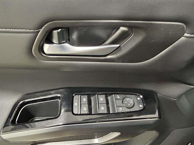 Nissan Pathfinder  2026