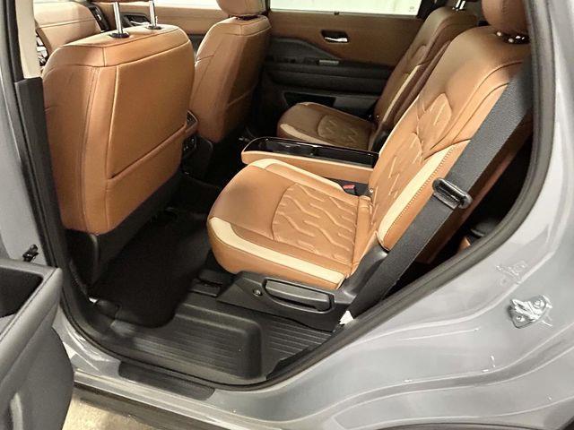 Nissan Pathfinder  2026