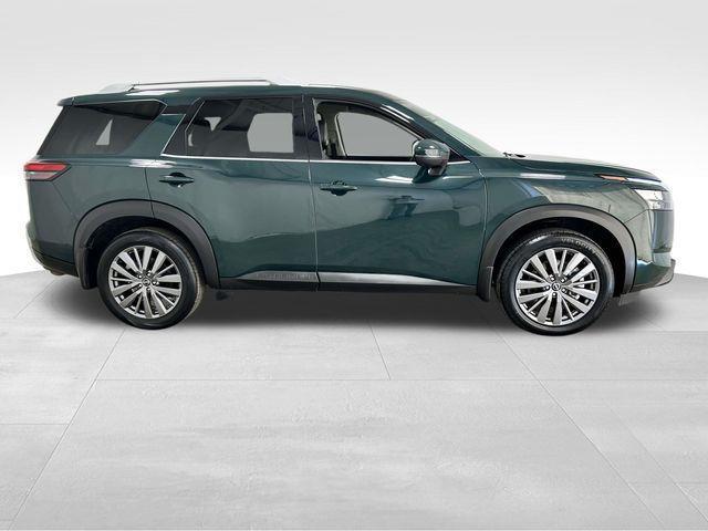 Nissan Pathfinder  2025