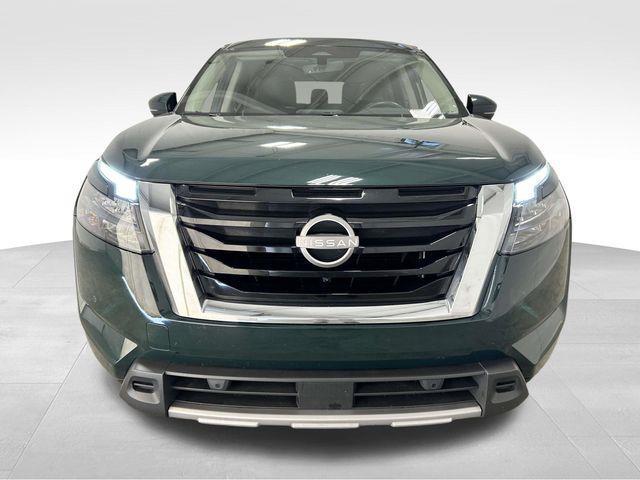 Nissan Pathfinder  2025