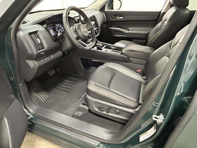 Nissan Pathfinder  2025