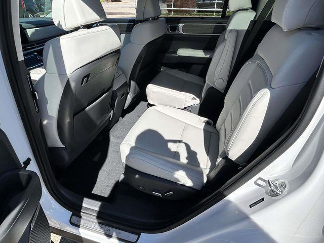 Hyundai Santa Fe  2025