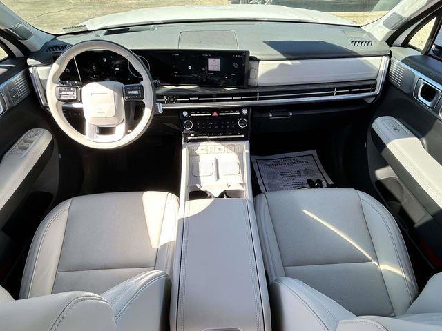 Hyundai Santa Fe  2025