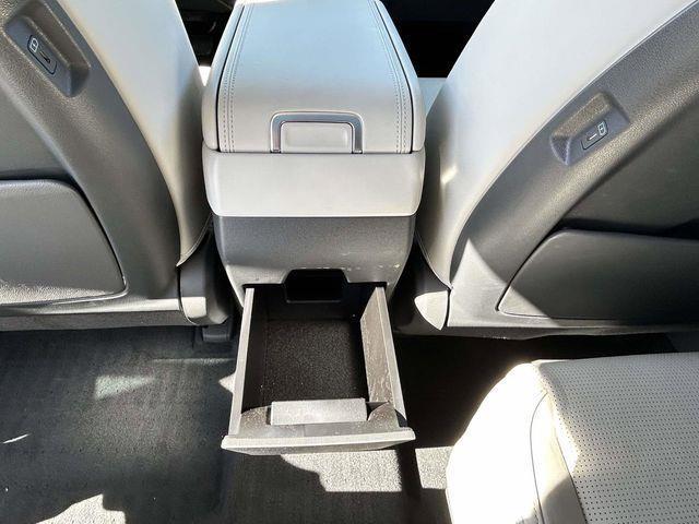 Hyundai Santa Fe  2025