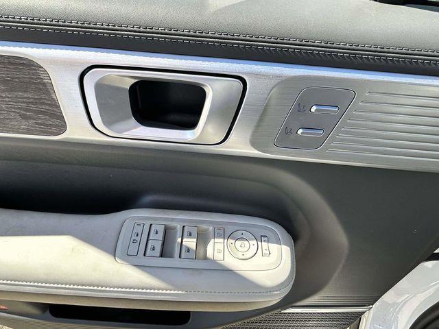 Hyundai Santa Fe  2025