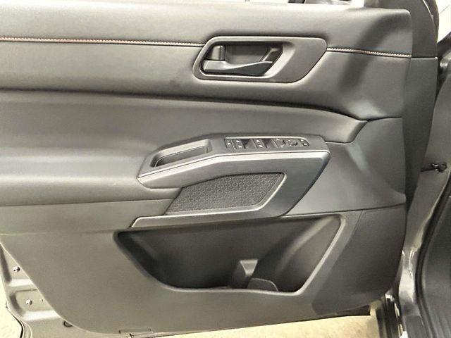 Nissan Pathfinder  2026