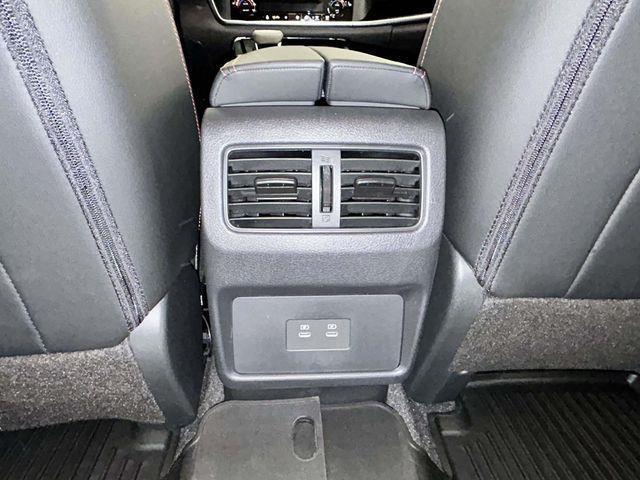 Nissan Rogue  2026