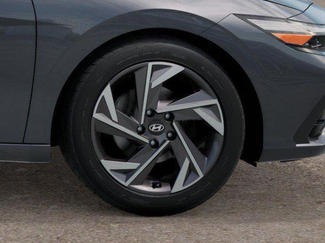 Hyundai Elantra  2026