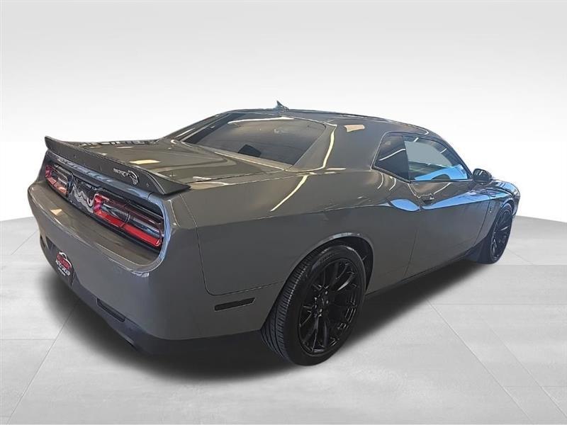 Dodge Challenger  2017
