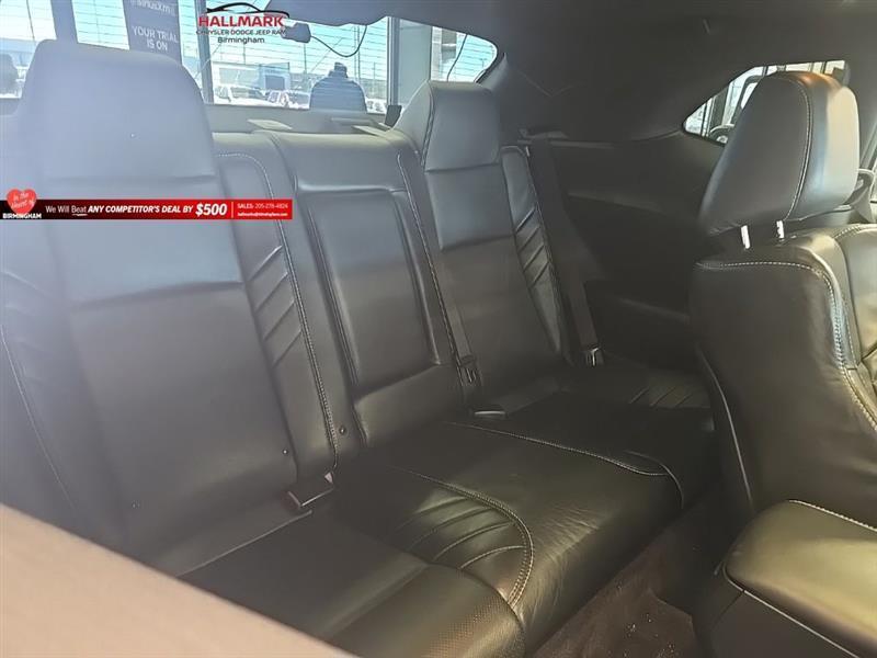 Dodge Challenger  2017