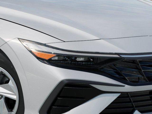 Hyundai Elantra  2026