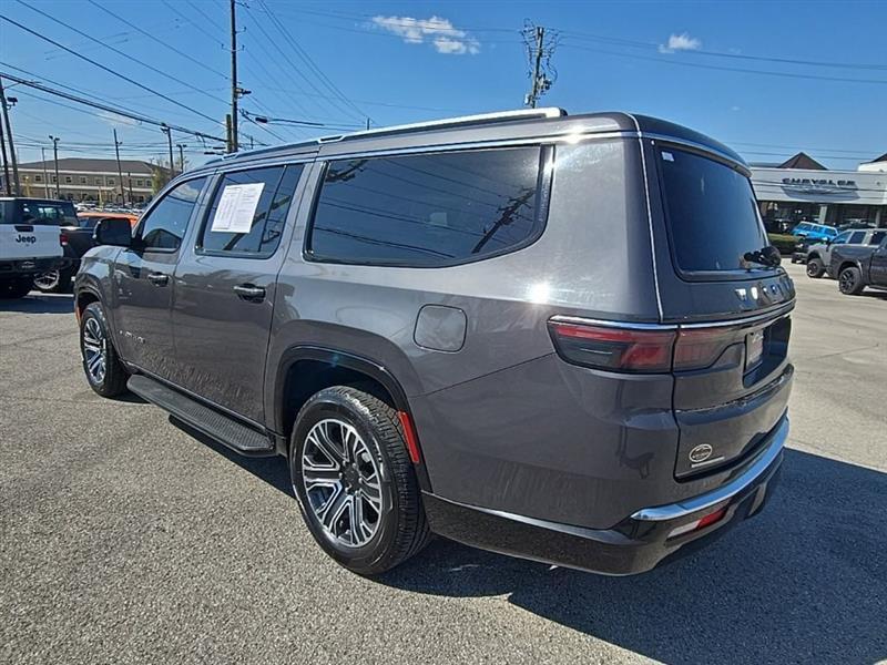 Jeep Wagoneer L  2023