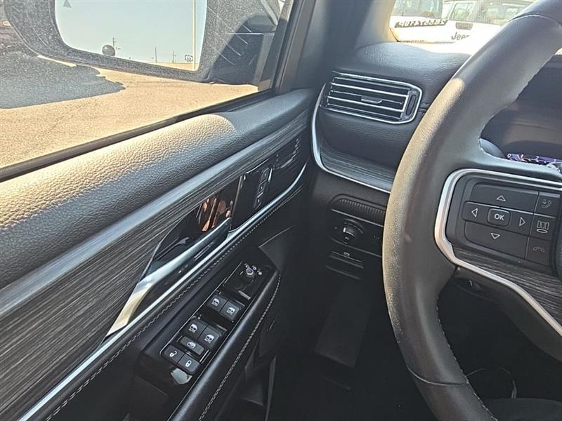 Jeep Wagoneer L  2023