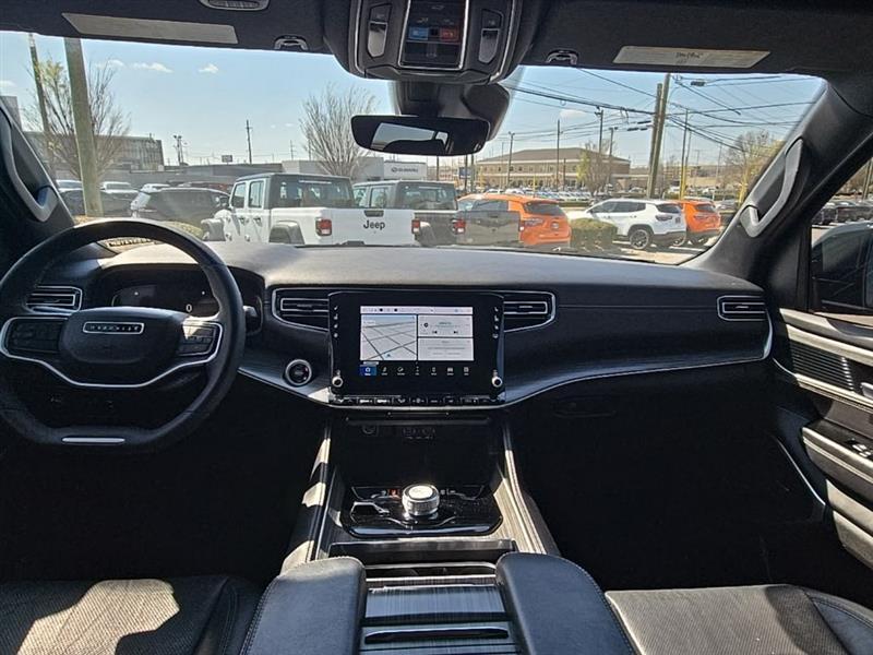 Jeep Wagoneer L  2023