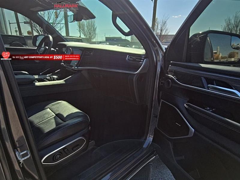 Jeep Wagoneer L  2023