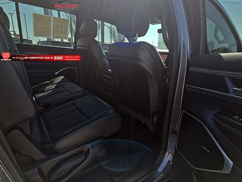 Jeep Wagoneer L  2023