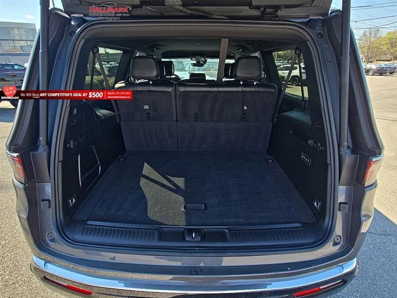 Jeep Wagoneer L  2023