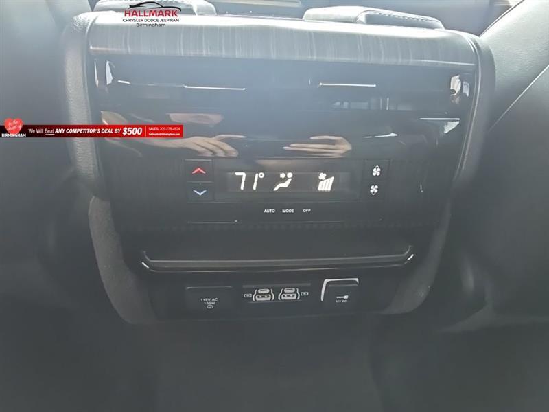 Jeep Wagoneer L  2023