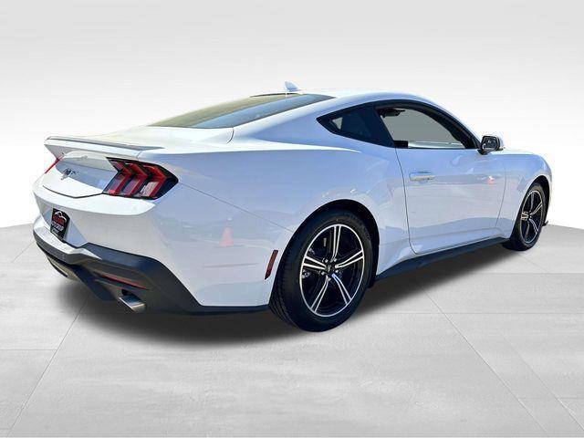 Ford Mustang  2024