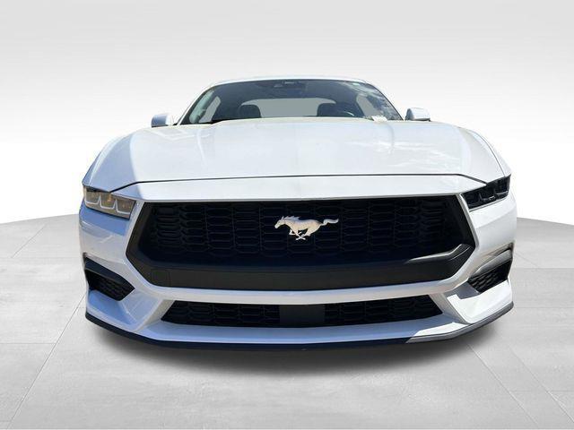 Ford Mustang  2024