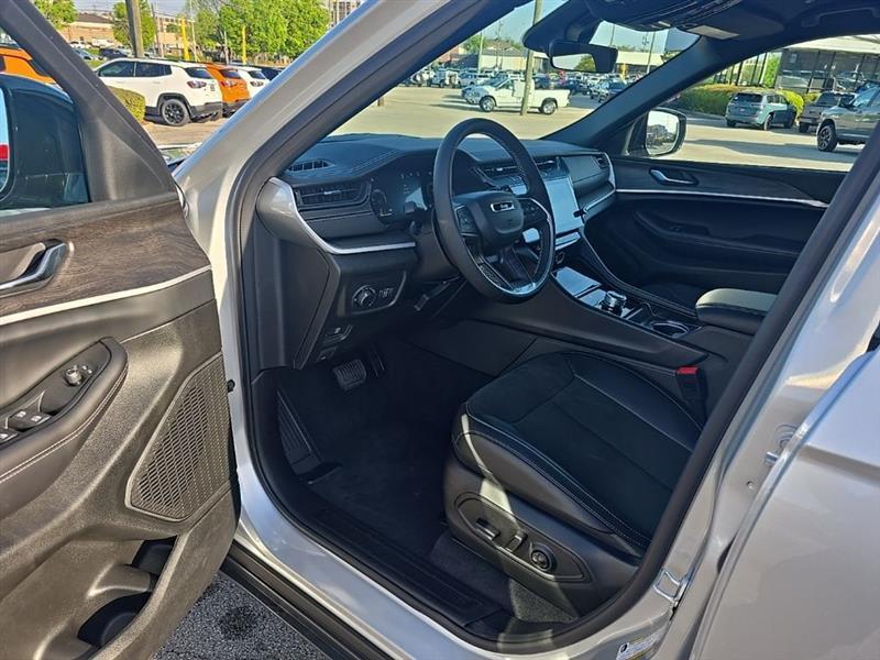 Jeep Grand Cherokee  2026