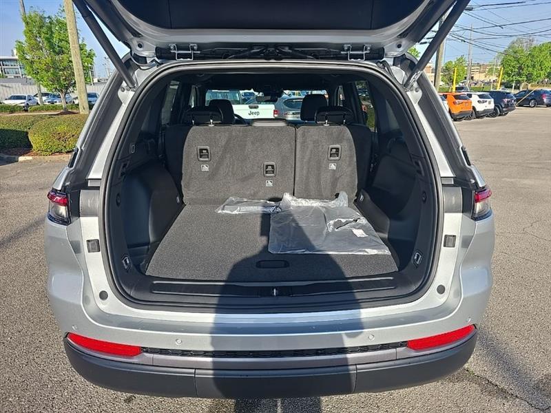 Jeep Grand Cherokee  2026