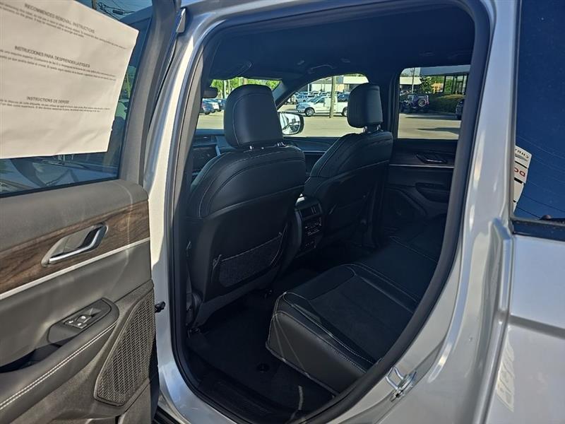 Jeep Grand Cherokee  2026