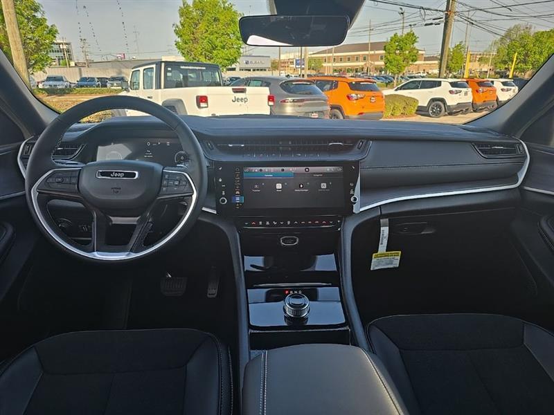 Jeep Grand Cherokee  2026