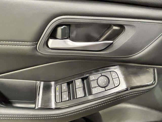 Nissan Rogue  2026
