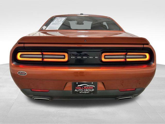 Dodge Challenger  2021