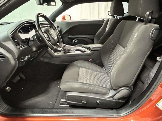 Dodge Challenger  2021