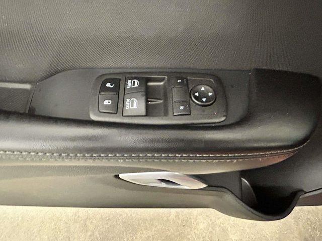 Dodge Challenger  2021