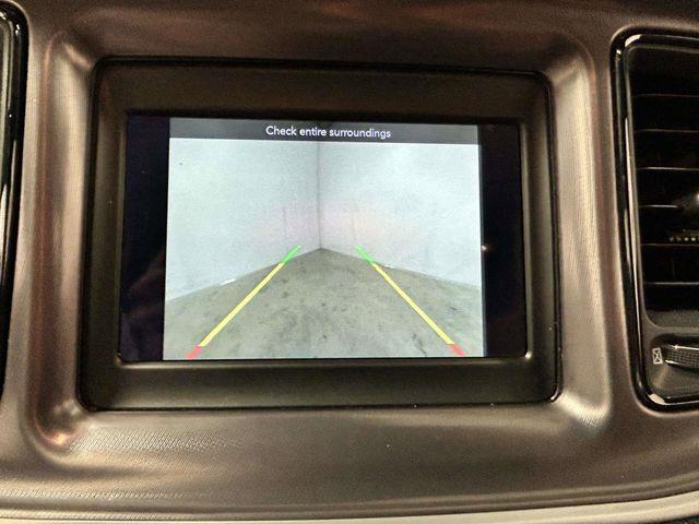 Dodge Challenger  2021