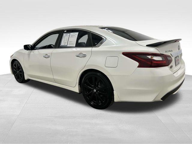 Nissan Altima  2017