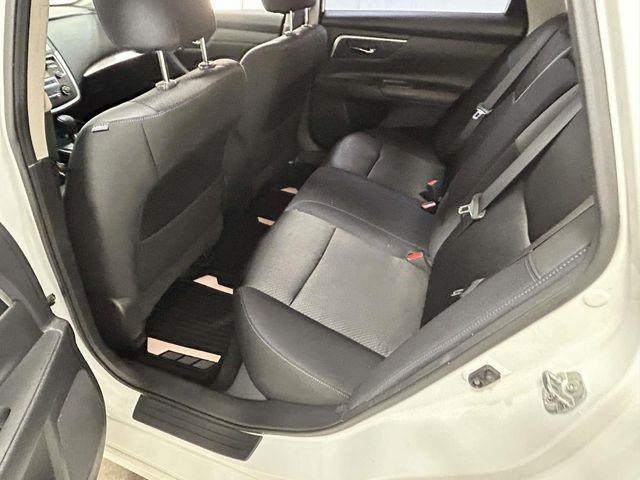 Nissan Altima  2017