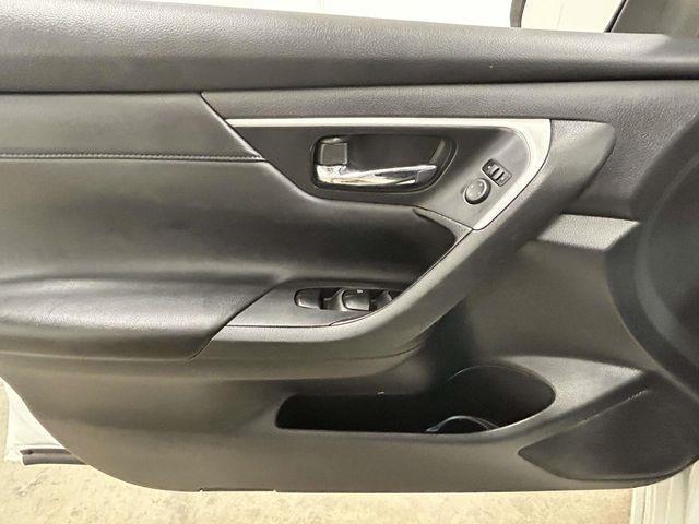 Nissan Altima  2017