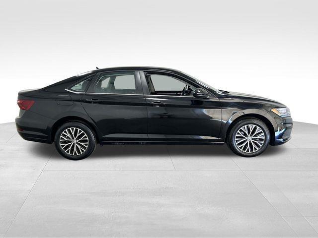 Volkswagen Jetta  2021