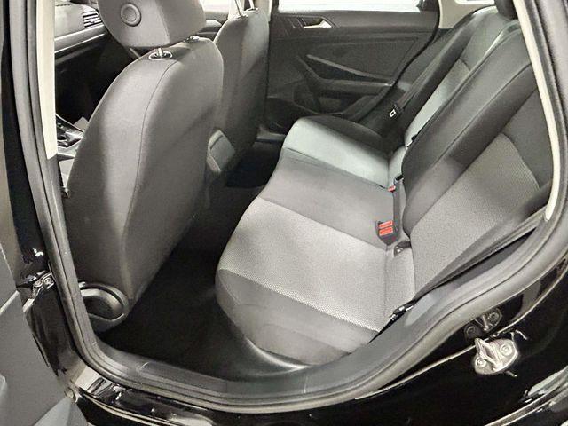 Volkswagen Jetta  2021