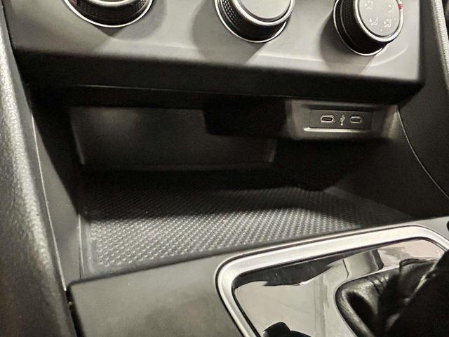Volkswagen Jetta  2021