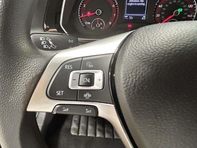 Volkswagen Jetta  2021